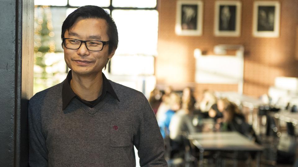 Bjarne Edelskov Nielsen har i sine fire år som rektor været drivkraften i, at udvikle Fjerritslev Gymnasium til et college-gymnasium. Senest er et stort kollegiebyggeri påbegyndt. Foto: Matthew David Burnett <i>NORDJYSKE Medier</i>