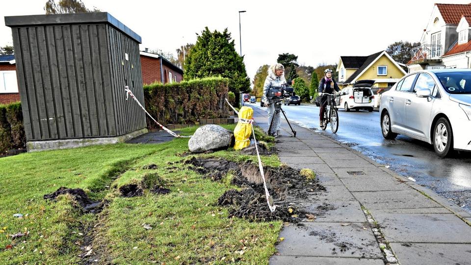 Her i Elling fandt man en maltrakteret mand overhældt med benzin - og en død kvinde lige i nærheden. Arkivfoto: Jan Pedersen