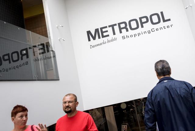 Metropol ShoppingCenter har lanceret en ny app, hvor kunderne kan samle point og få fristende tilbud fra centerets butikkker på telefonen . Foto: Nicolas Cho Meier