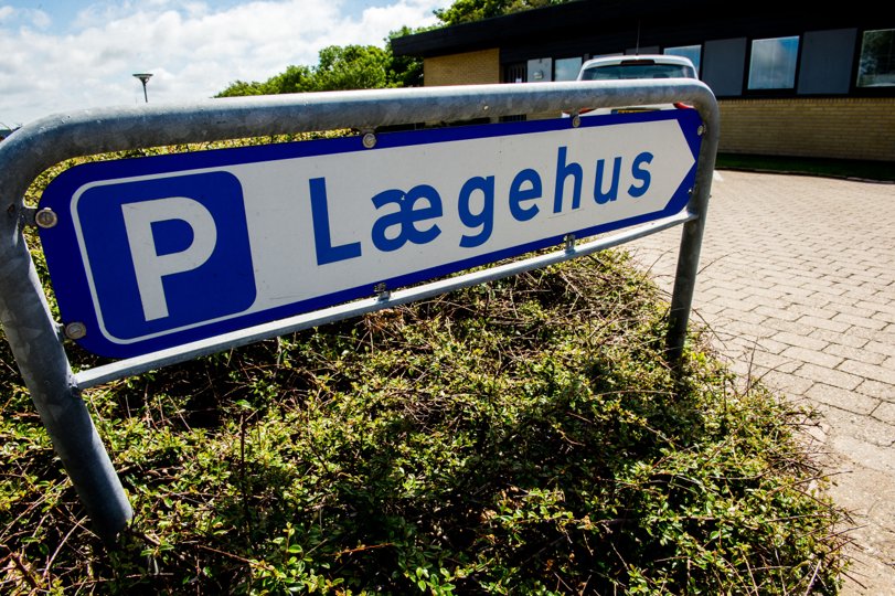 Mange nordjyder aner ikke, at de kan ringe til egen læges akutnummer om eftermiddagen, i stedet for at vente til Lægevagten åbner. Arkivfoto: Diana Holm <i>Foto: Diana Holm</i>