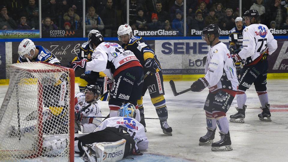 Frederikshavn White Hawks tabte fredagens udekamp, så nu står der 2-2 i kvartfinaleserien mod Herning Blue Fox. Foto: Matthew Burnett <i>Matthew</i>