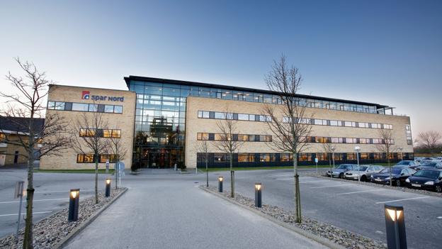 Fra mandag vil møder med bankens ansatte, såvel på hovedsædet som i filialer, forudgående aftale. Og personligt fremmøde finder kun sted, hvis det ikke kan klares telefonisk eller på video. Arkivfoto: Michael Bygballe