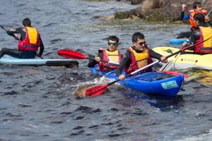 Asylsøgere forsøgte sig med vandsport