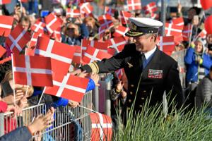 Stort ryk-ind på havnen: Frederikshavnerne tog imod Kronprins Frederik