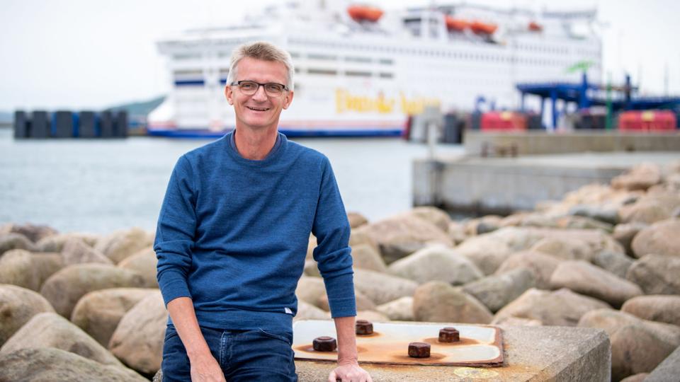 Kåre Holdt Madsen har nu arbejdet godt et år som tiltrækningskoordinator, og det er faktisk lykkedes over al forventning at trække højtuddannet arbejdskraft til Frederikshavn Kommune. <i>Foto: Kim Dahl Hansen</i>