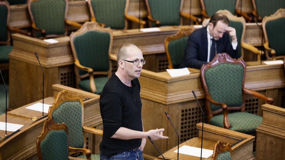 Peder Hvelplund (EL) var også på Christiansborg i de 10 dage, hvor han formoder at have spredt smitte uden at vide det. Foto Jens Astrup. <i>Scanpix Denmark</i>