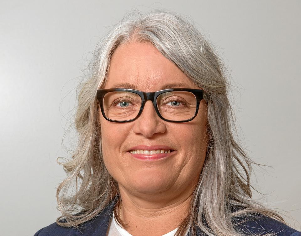 Den nye formand for børne- og familieudvalget, Ulla Flintholm (V) siger, det kan tage op mod fem år, før alle Task Forcens anbefalinger er gennemført.