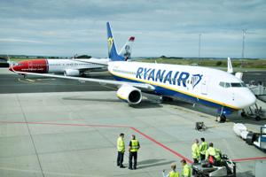 Ryanair vinder luftslag: Norwegian dropper rute til London - juleshopping i fare