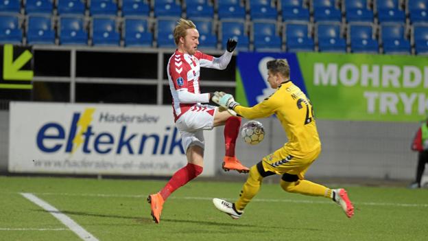 AaB vandt 1-0 i SønderjyskE, selvom det holdt hårdt. Foto: Henrik Louis