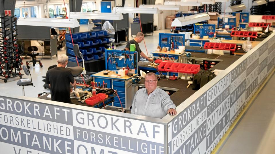 I udlandet er de vilde med "kloge" nordjyske stole. Virksomheden bag har truffet to store beslutninger. <i>Foto: Vermund Larsen A/S</i>