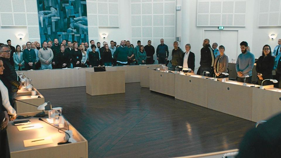 Bøllerne med køllerne røg i spjældet, mens banditterne i habitterne gik fri. Foto: Adam Wallensten/DR <i>Adam Wallensten/DR</i>