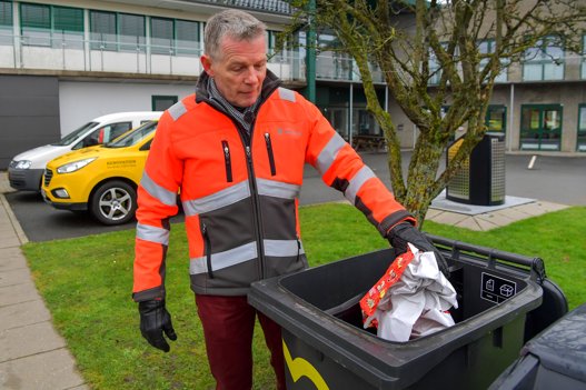 Jens Boye opfordrer til, at man gør lidt ekstra for at affaldet ikke fylder i gadebilledet. Arkivfoto: Jesper Thomasen <i>Jesper Thomasen</i>