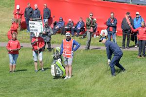 Der knokles bag kulissen: 1200 frivillige får golfbolden til at trille til Made in Denmark