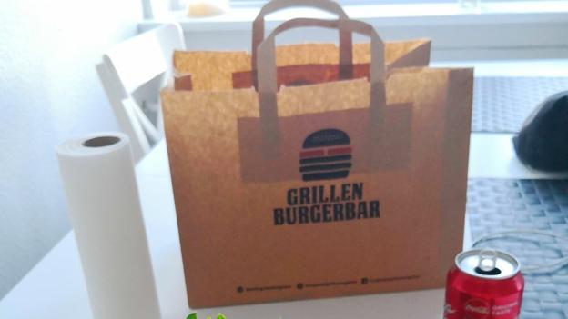 Man kan vælge, om man vil bestille burgeren med eller uden salat. Foto: Søren Kjær
