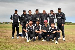 Atif fra Pakistan startede cricket-klub: Nu er der spillere fra hele verden
