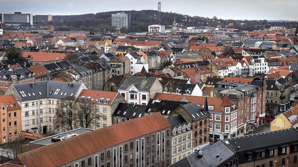Venstre i Aalborg Byråd vil have samlet alle partier for at få lavet en plan for genåbningen af kommunen efter corona-krisen. Arkivfoto: Torben Hansen