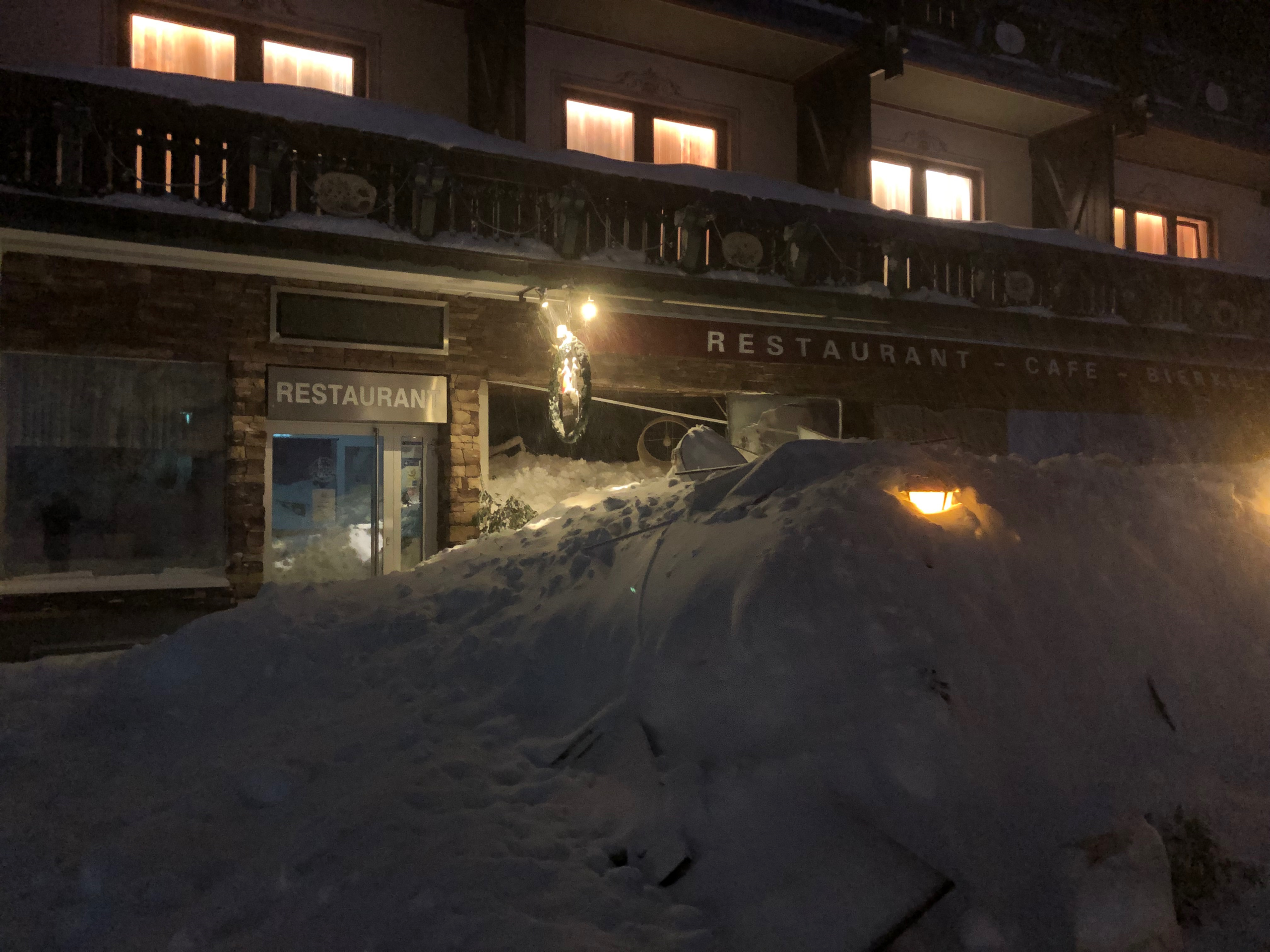 Lavine ramte hotel i Østrig: Nordjyske skiløbere evakueret
