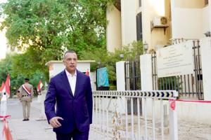 Iraks premierminister slipper uskadt fra droneangreb mod bolig