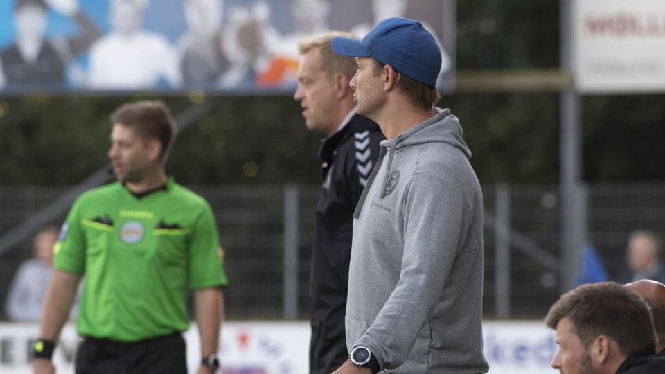 Thisted-træner Bo Thomsen så et par prøvespillere an i den første testkamp. Arkivfoto: Peter Mørk <i>Foto: Peter Mørk</i>