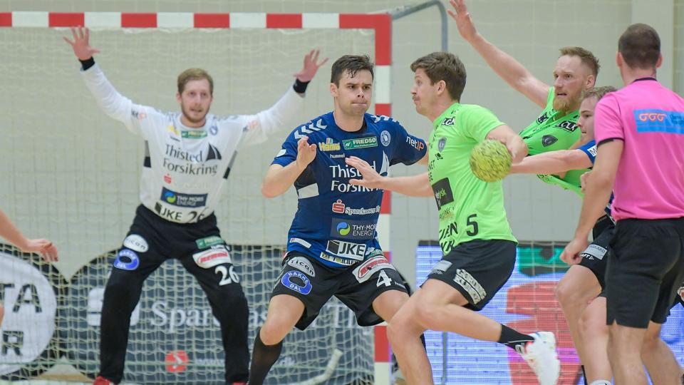 Defensiven med blandt andre Kasper Lindgren var hovedårsagen til Mors-Thy's sejr over Ribe-Esbjerg. Foto: Bente Poder