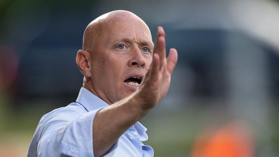 Peter Sørensen glæder sig over, at det trods mandefald er blevet til syv point i de første fire kampe. Arkivfoto: Peter Broen <i>Foto: Peter Broen</i>