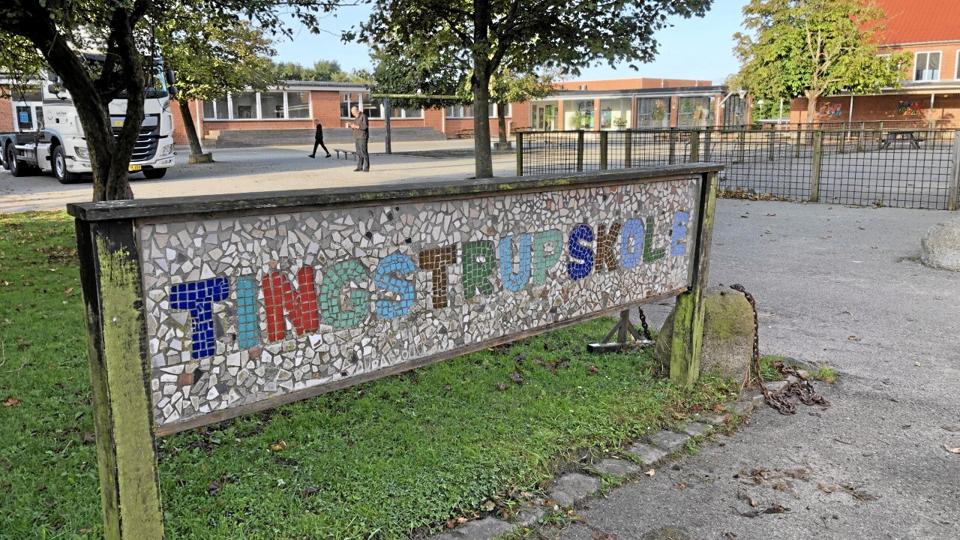 9.a hos Tingstrup Skole er en splittet klasse, der er præget af onde mønstre. Alle elever lider, og nogle dage er det i følge NORDJYSKEs oplysninger 16 ud af 27 elever, der har sygemeldt sig.