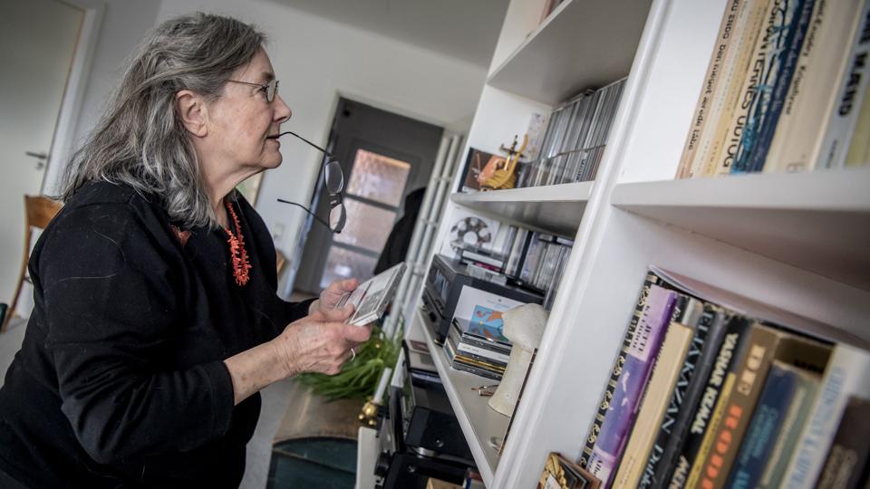 - Dengang var jazz jo dansemusik. Nu sidder de unge og lytter til det, siger Laila Amstrup.