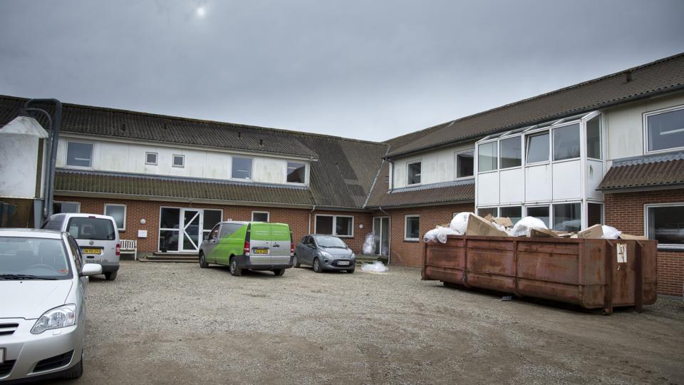 Rovvig Efterskole, da den i 2016 var ved at blive indrettet til asylcenter under Udlændingestyrelsen.Arkivfoto: Bo Lehm