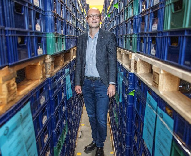Lantmännen Schulstad i Pandrup hæver produktionen for at kunne følge med den øgede efterspørgsel. På billedet er det fabrikschef Peter Vejrgang. Foto Lars Pauli <i>Foto: Lars Pauli</i>
