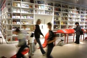 Bom og Brinkmann kan godt blive hjemme: Hjørring Bibliotekerne aflyser alle arrangementer