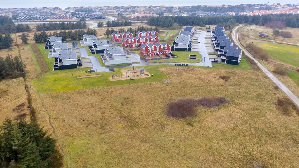 Der blev kun bygget en femtedel af de ferielejligheder, som der var planer om i området. Foto: Peter Broen <i>Foto: Peter Broen</i>