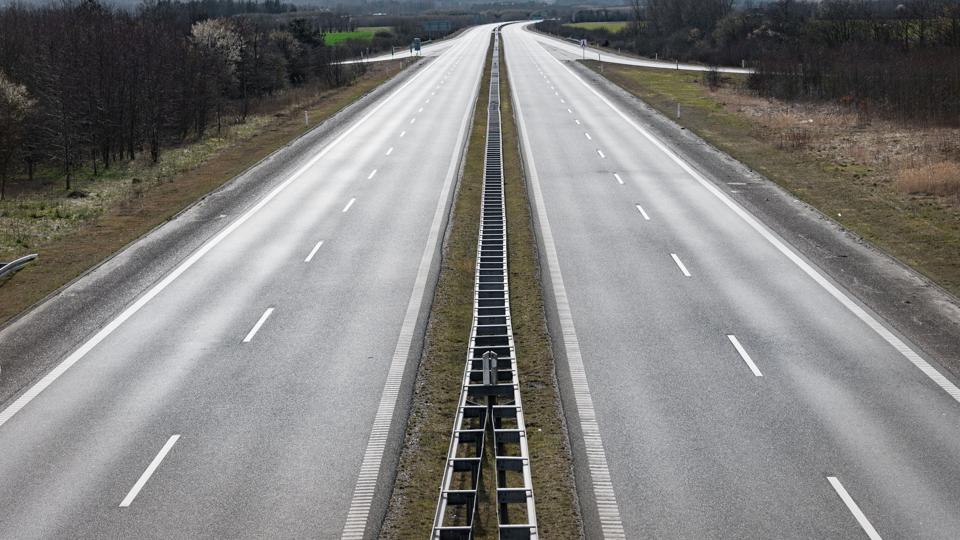 Et rådyr var tidligt fredag morgen årsag til et solouheld på E45 nær Sæby. Arkivfoto: Claus Søndberg