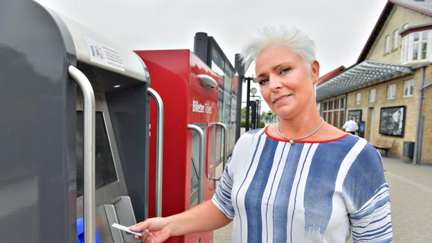 Chef for kunder og salg hos NT, Mette Henriksen, fortæller, at der onsdag vil være guider og ekstra busser, der skal give ekstra plads for de rejsende. Arkivfoto: Claus Søndberg <i>Claus Søndberg</i>