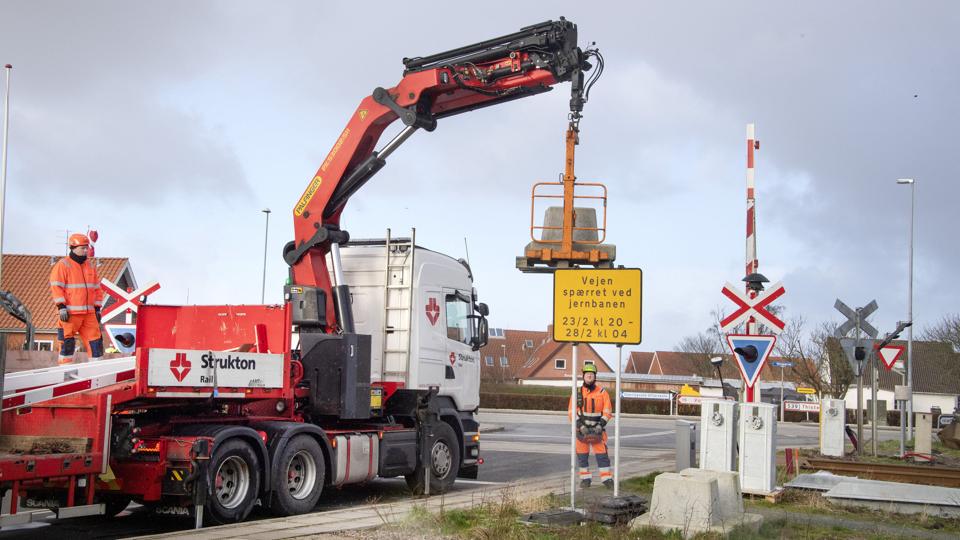 Det ny signalsystem blev taget i brug 24. februar på den første etape mellem Thisted og Snedsted - her er det sporarbejde i Sjørring. Nu starter arbejdet på tredje etape mellem Bedsted og Hvidbjerg. Arkivfoto: Peter Mørk <i>Peter Mørk</i>