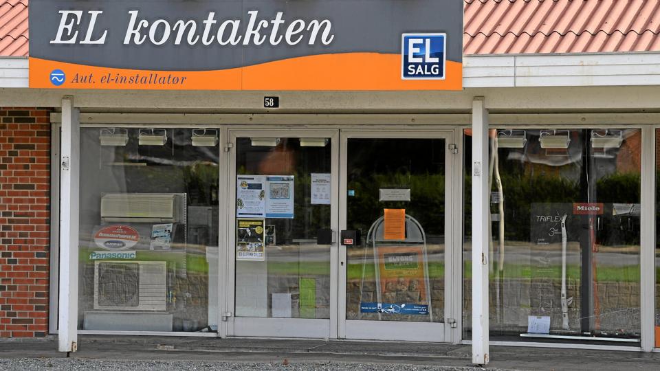 ELkontakten i Bedsted har midlertidigt lukket butikken, men holder installationsafdelingen åben. Foto: Bo Lehm