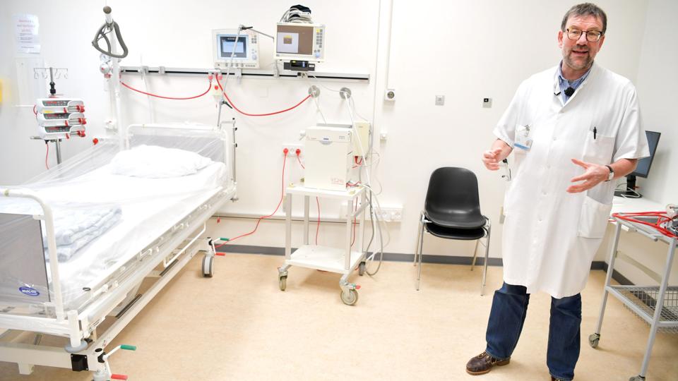 Det er afgørende, at befolkningen bevarer tilliden til covid-19-vaccinen, understreger professor Henrik Nielsen, der påpeger risikoen ved ikke at lade sig vaccinere - også for helt unge. Arkivfoto: Claus Søndberg