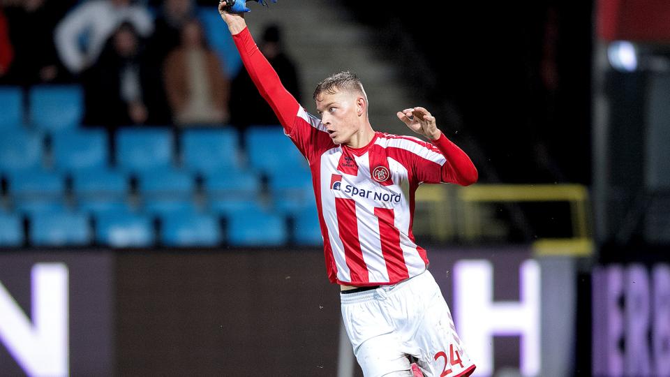 Mathias Ross i jubel efter scoringen til 1-0. Foto; Lars Pauli <i>Foto: Lars Pauli</i>
