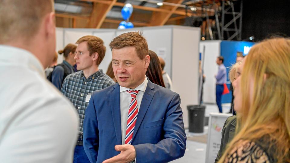 Aalborg borgmester Thomas Kastrup-Larsen (S) og resten af magistraten vil nu have en plan for at stoppe den stigende ledighed blandt nyuddannede fra Aalborg Universitet og UCN. Arkivfoto. Kim Dahl Hansen
