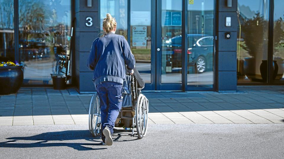 Det er blandt andet tre smittetilfælde blandt ansatte på Morsø Afklaringscenter, der har ført til kommunens krav om coronatests. Arkivfoto: Bo Lehm