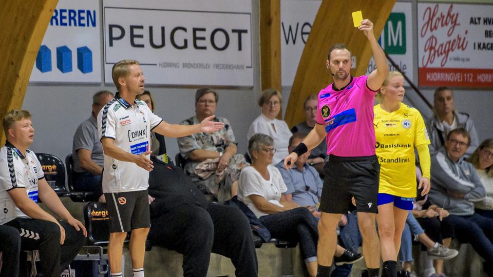 Kent Ballegaard fik en advarsel for brok undervejs i premierekampen, men efterfølgende var han positiv. Foto: Martin Damgård