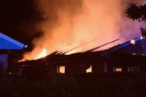 Voldsom brand i villa i Mariager - nabo slog alarm