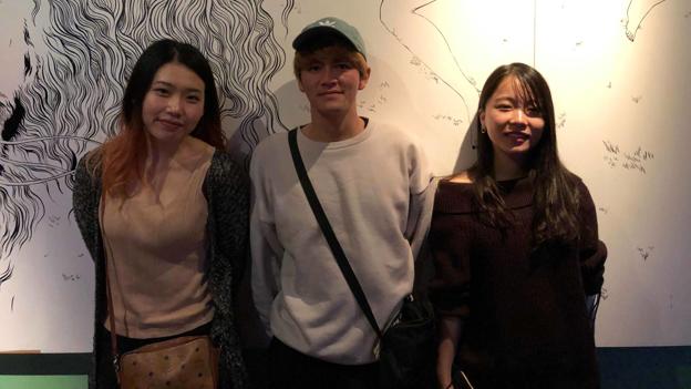 Hitomi, Yunosukai og Hana fra Japan er på udveksling på UCN og læser til folkeskolelærere.