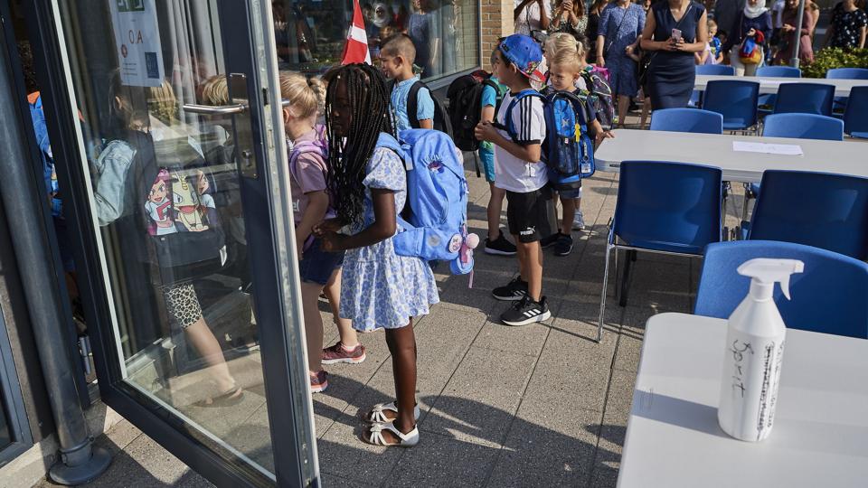 Første skoledag i 0.A og 0.B på Herningvej Skole i Aalborg Øst. Foto: Henrik Bo <i>Foto: Henrik Bo</i>