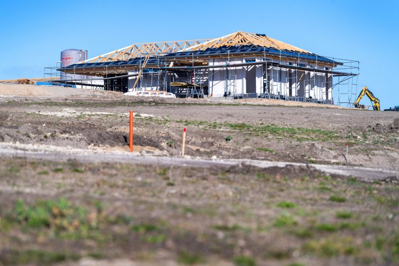 Der er i øjeblikket så mange, der vil bygge nyt hus i Aalborg Kommune, at der opstået en lang venteliste. Arkivfoto: Torben Hansen