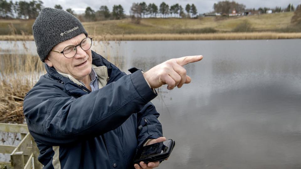 Peter Christensen har brugt 200.000 kroner på at bekæmpe oversvømmelser på sin grund, men det nytter ikke meget. Foto: Lars Pauli <i>Foto: Lars Pauli</i>