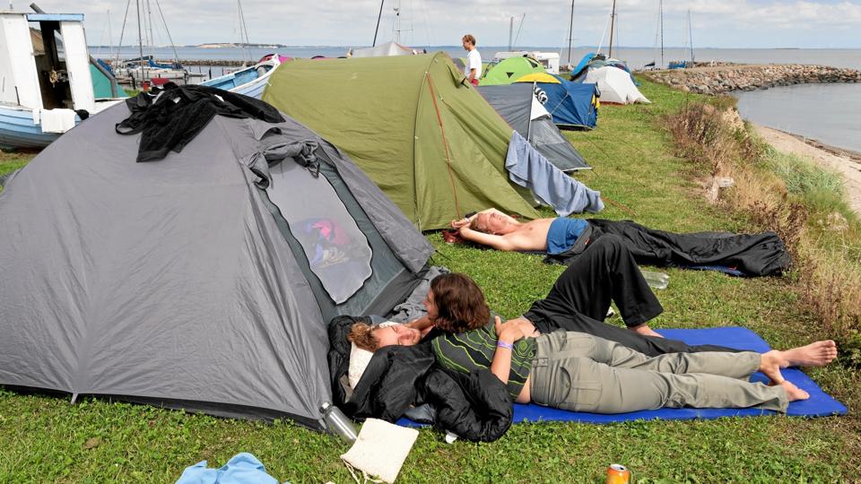 Deltagerne i festivalen Ejerslev Dreaming, der blev afholdt ved Ejerslev Havn for første gang i 2019, var så vilde med området, at mange gerne ville være blevet en dag ekstra. Det får de mulighed for i år. Arkivfoto