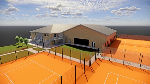 Sådan forestiller Aars Tennisklub sig, at den nye padeltennis-hal kan bygges sammen med klubbens eksisterende klubhus. Visualisering