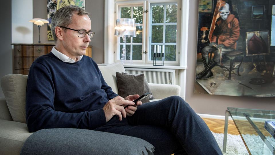 Restaurationsbranchen er endnu en gang ramt af usikkerhed, og kan se frem til yderligere tab, mener Lars Mouritzen, der blandt andet ejer Restaurant Papegøjehaven og er formand for Horesta i Nordjylland. Foto: Lars Pauli <i>Foto: Lars Pauli</i>