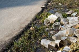 Nu skal det stoppes: Tonsvis af affald smides langs de nordjyske veje
