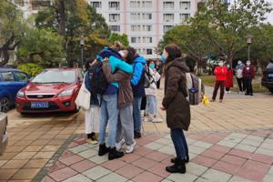 Efterskoleelever er vendt hjem fra Kina: Ingen tegn på smittefare